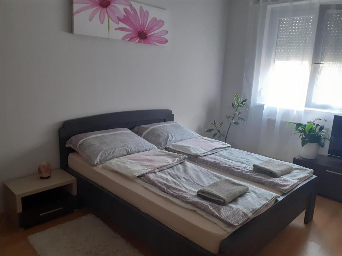 Tukan Apartman Hajduszoboszlo Bagian luar foto
