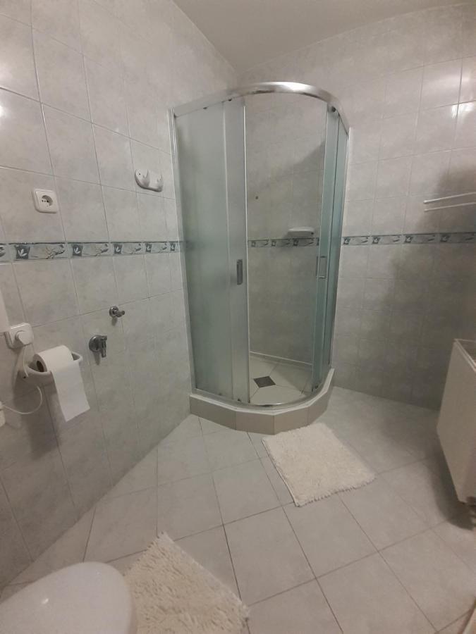Tukan Apartman Hajduszoboszlo Bagian luar foto