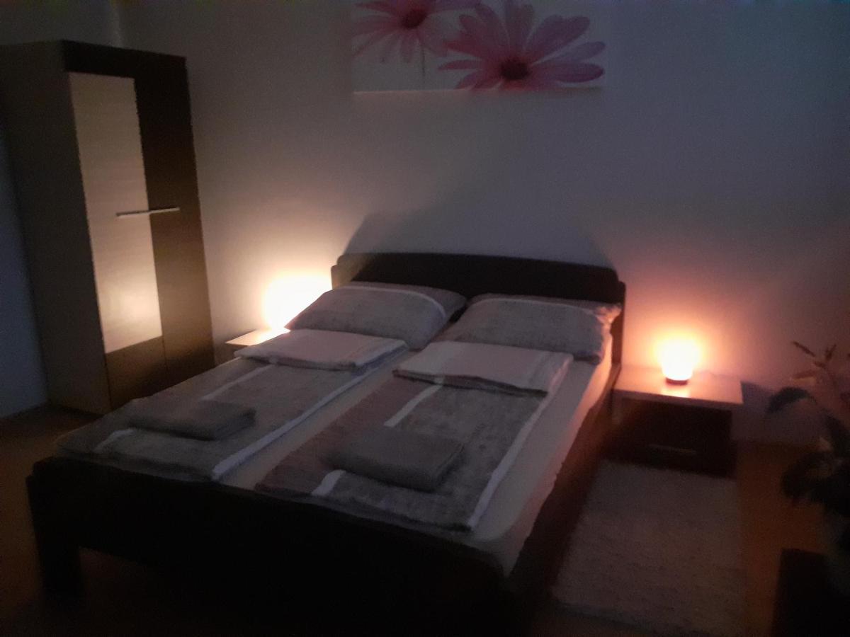 Tukan Apartman Hajduszoboszlo Bagian luar foto
