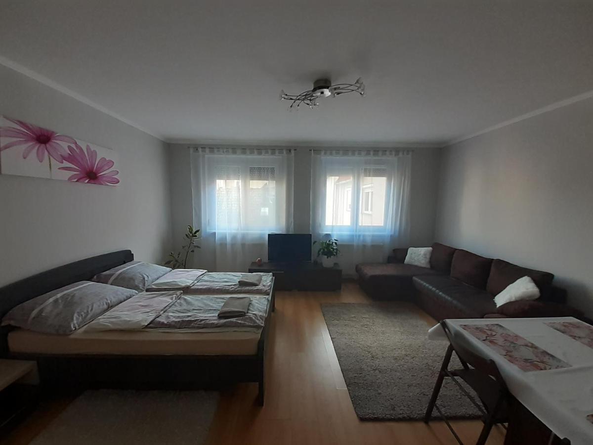 Tukan Apartman Hajduszoboszlo Bagian luar foto